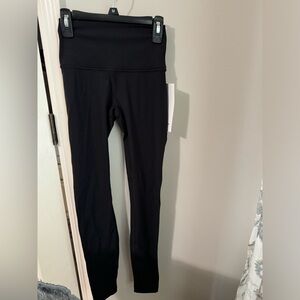 Lululemon black wunder under HR tight 28”